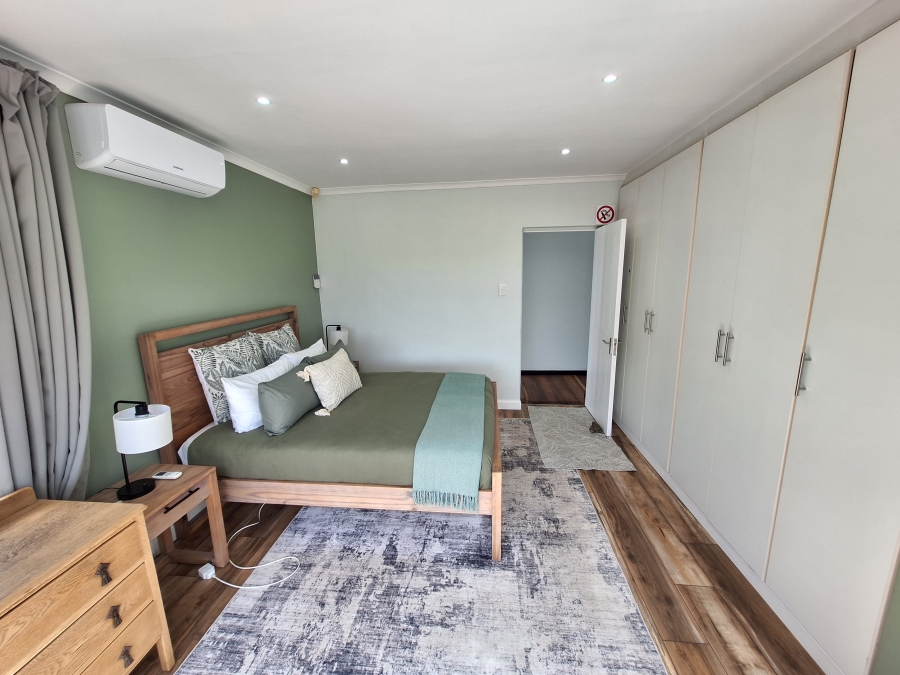 2 Bedroom Property for Sale in Wavecrest Eastern Cape
